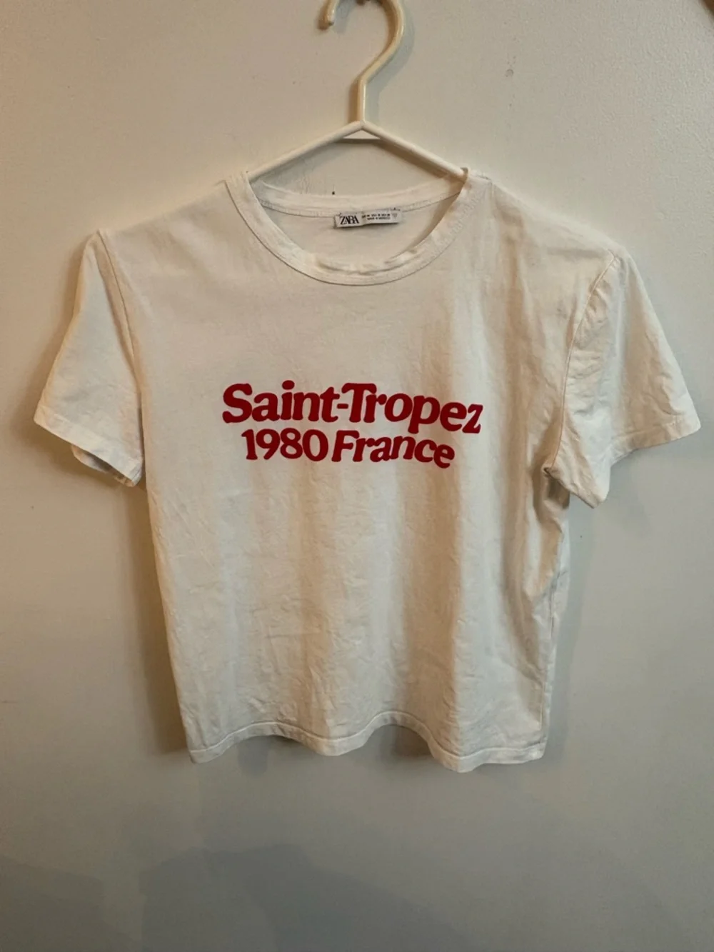 Zara White 'Saint-Tropez 1980 France' Graphic Tee medium - Picture 2 of 6